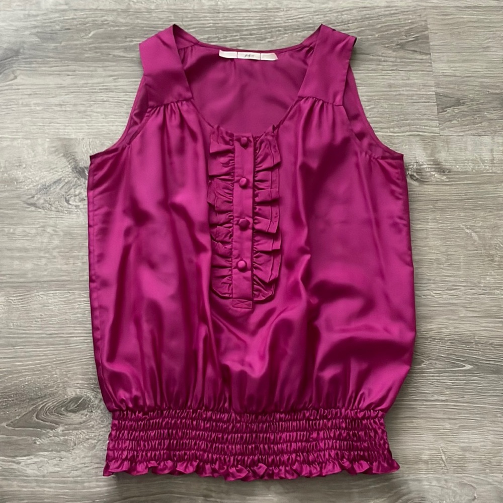 Gibson | 100% Silk ruffle blouse.